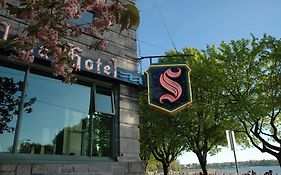 Sylvia Hotel in Vancouver